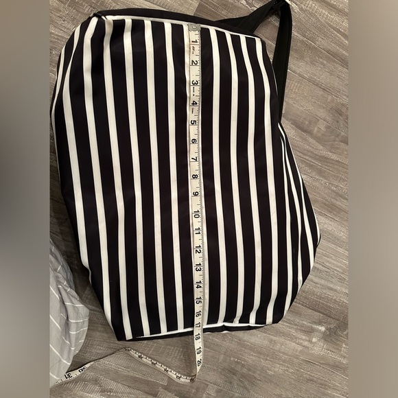 Kate Spade Weekend Duffle - Picture 8 of 11